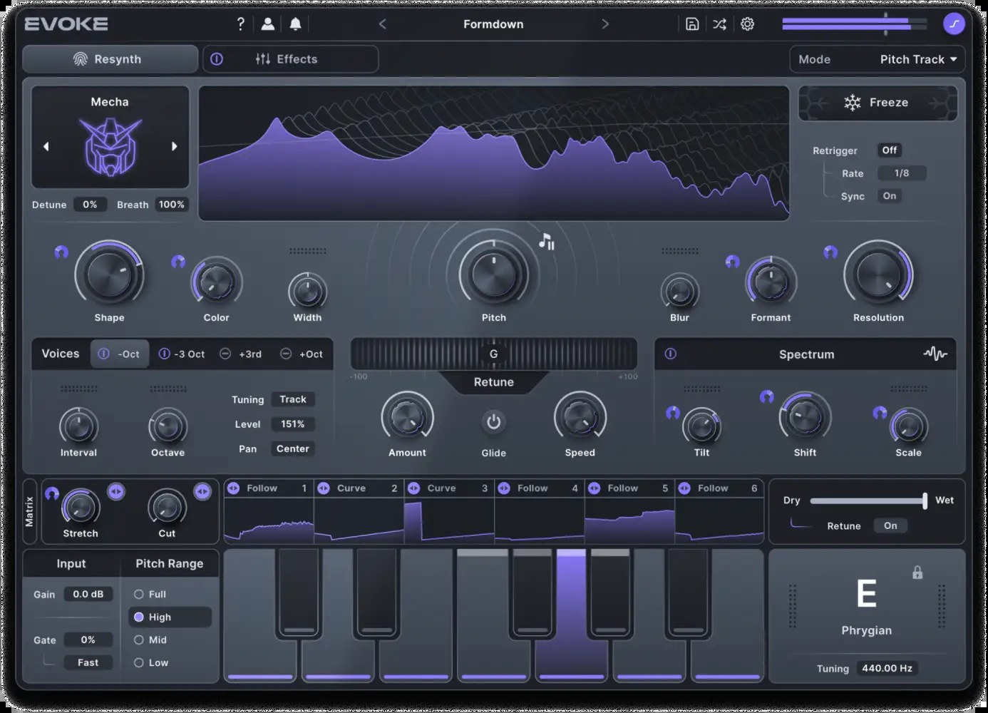 Minimal Audio Evokeの画面。中央に声の成分を表すスペクトル、Shape・Pitch・Formantなどのつまみ、下に鍵盤(Plugin Boutiqueの製品画像)