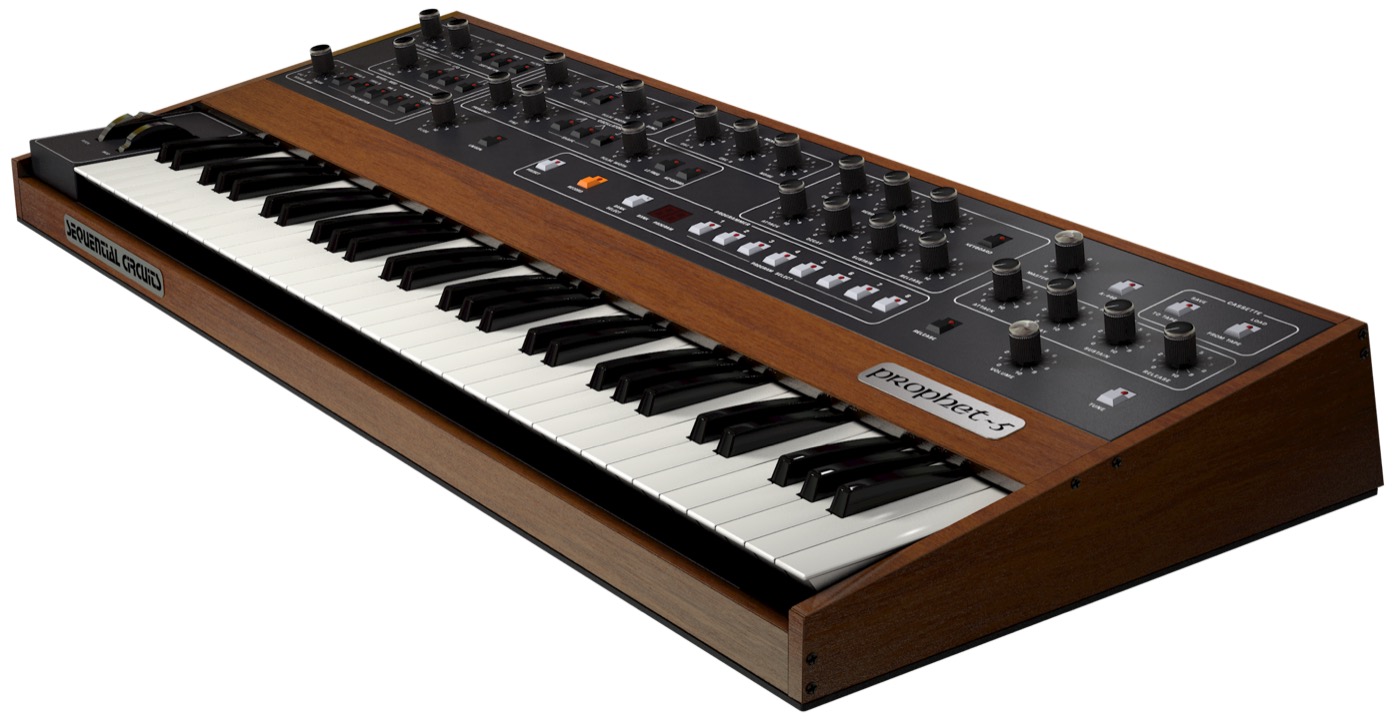 木の側板のSequential Prophet-5。ICONICに収録されたシンセの1台（EastWest公式）