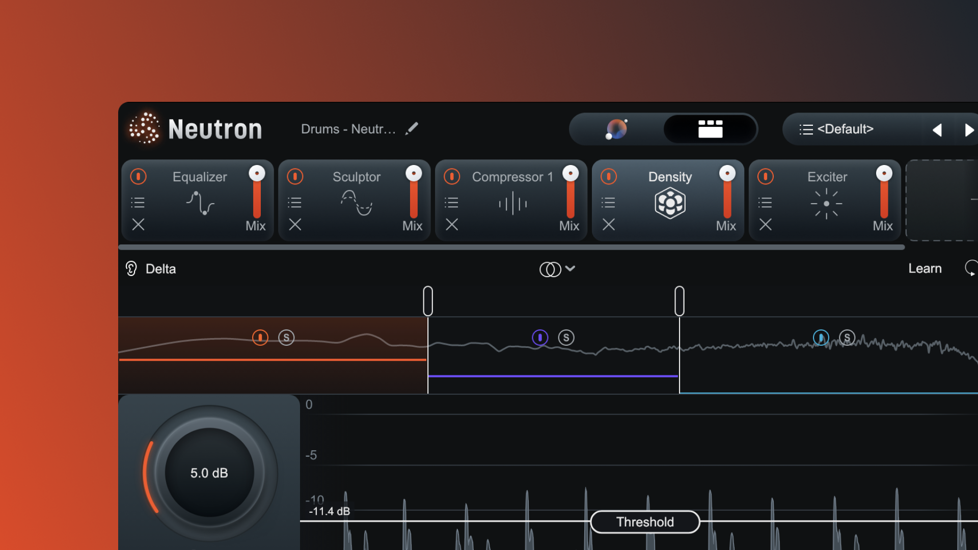 iZotope Neutron 5の画面（iZotope公式の製品画像）。上にEqualizer・Sculptor・Compressor・Density・Exciterなどのモジュールが並び、1つのトラックに挿して音を整える