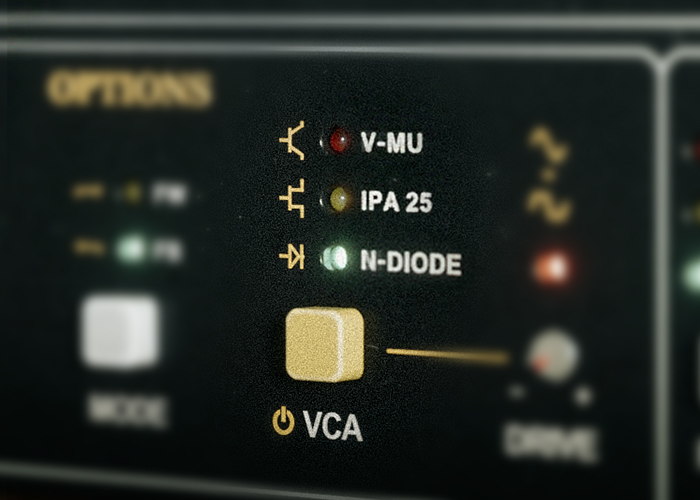 IPA 25 の VCA 切り替え部分。V-MU・IPA 25・N-DIODE のランプが並ぶ(Pulsar Audio 公式の製品画像)