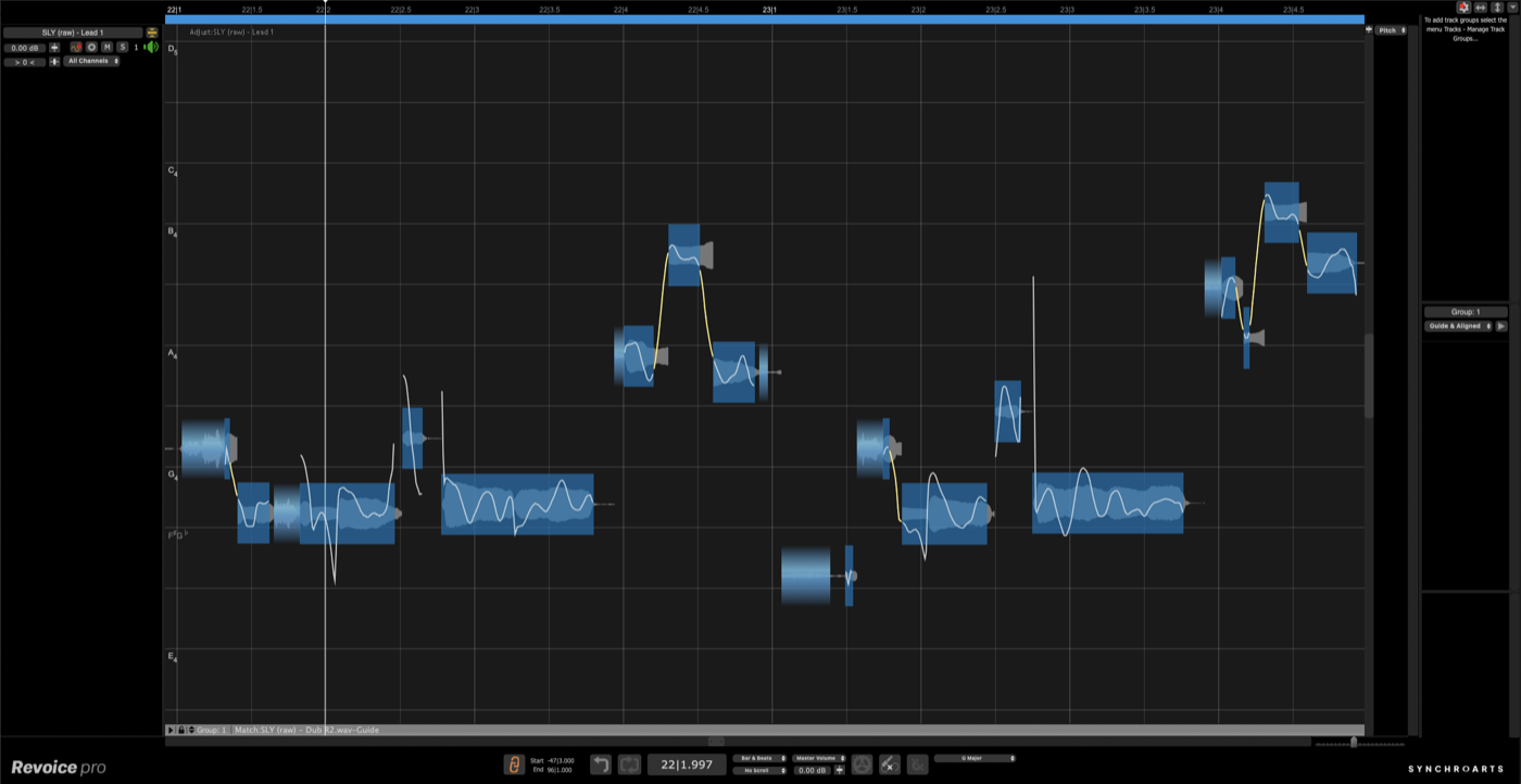 Revoice Pro 5 の音程を直す画面。声が音符のブロックで並び、黄色い線が実際に歌った音程の動き（Plugin Boutique の製品ページより）