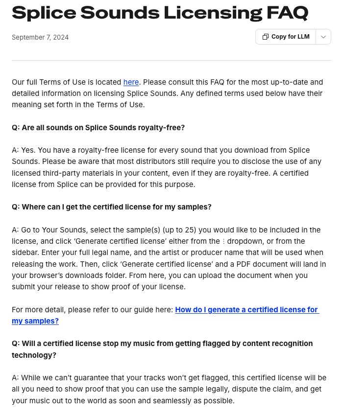 Splice公式ヘルプ「Splice Sounds Licensing FAQ」。すべての音がロイヤリティフリーで、配信の際は認証ライセンス（certified license）を出せるとある（2026年10月12日に撮影）