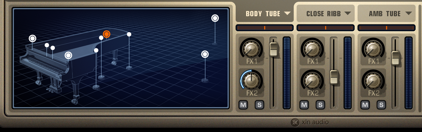 Addictive Keys の Edit 画面。グランドピアノのマイク位置の図と、BODY TUBE・CLOSE RIBB・AMB TUBE の3本のフェーダー
